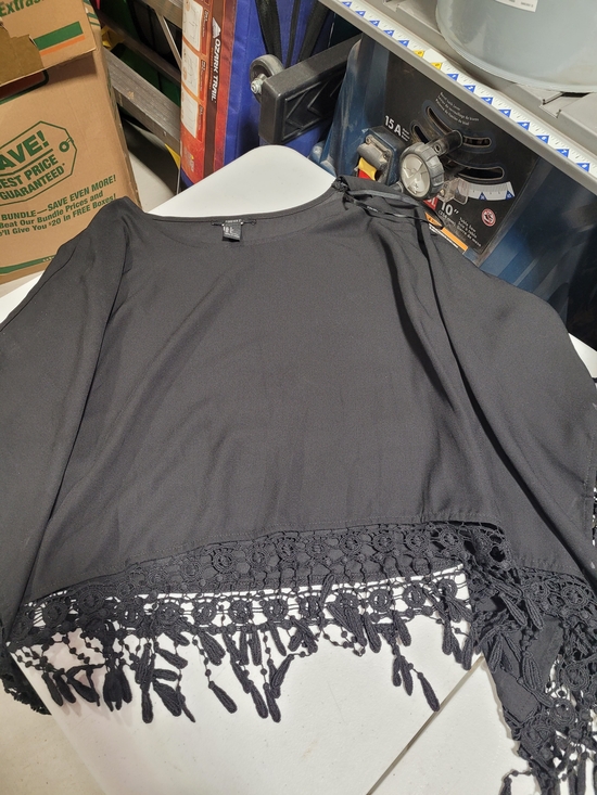 Forever 21 Tops - Forever 21 Black Crochet Fringe Tunic Top